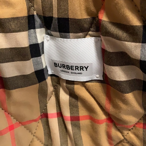 Burberry Dereham Quilted Jacket - Picture 9 of 13